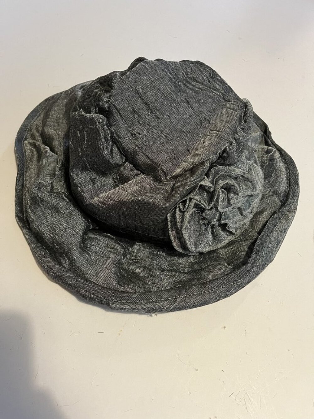 Pretty Angel costume hat, grey linen with flowers